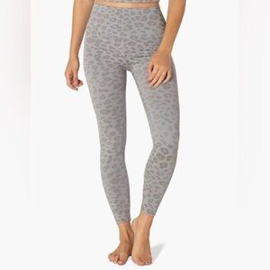 EUC Beyond Yoga High Waisted Midi Legging Gray Leopard